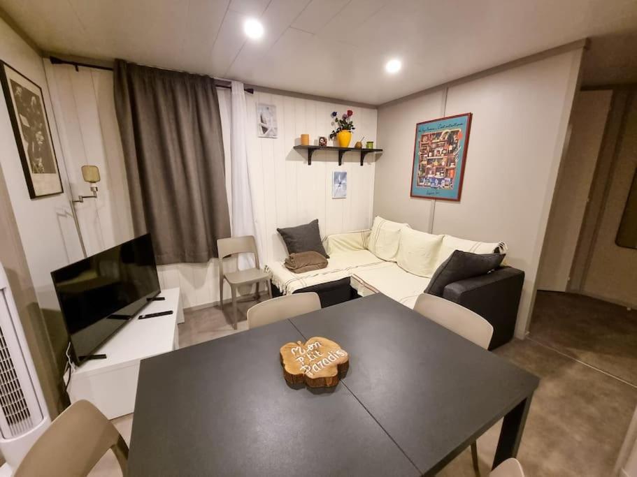 La Cabane 27 ~ Chalet Cosy Au Bord Du Lac De Peyre Labouheyre Εξωτερικό φωτογραφία